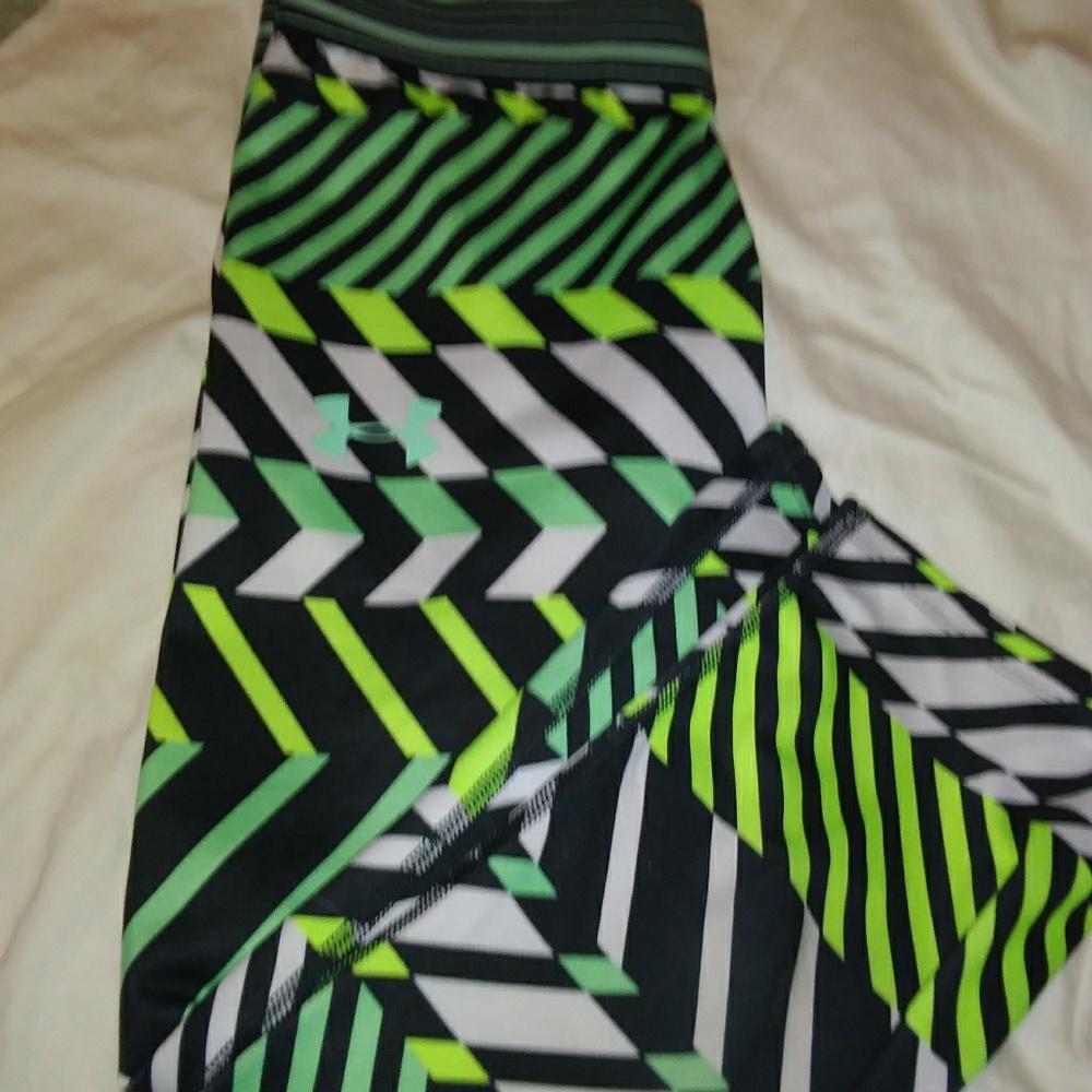 Girls Under Armour Cropped Leggings